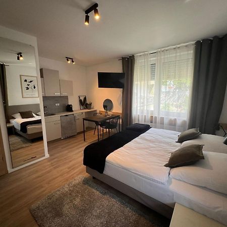 Alpha Rooms 巴克南 外观 照片