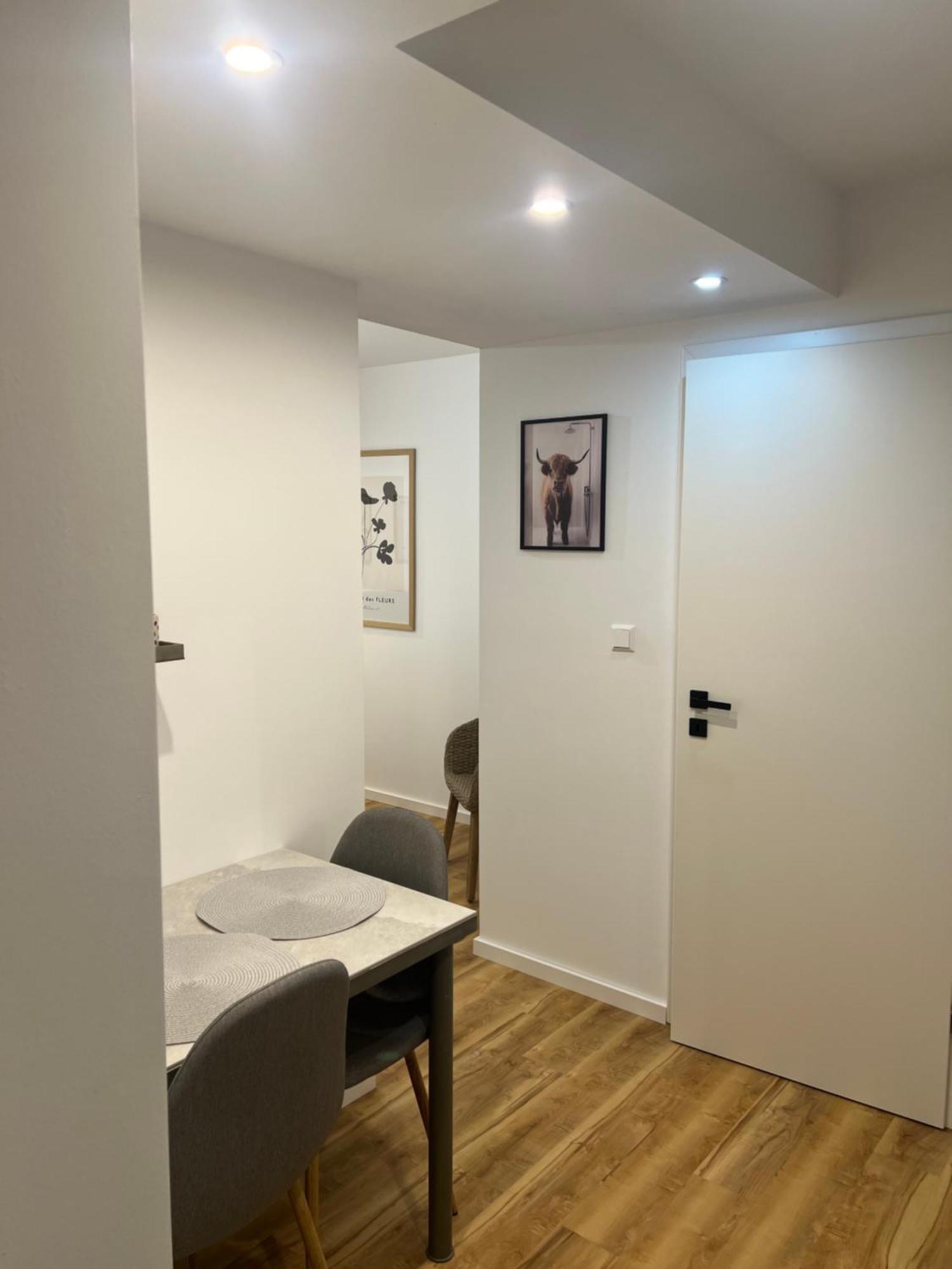 Alpha Rooms 巴克南 外观 照片