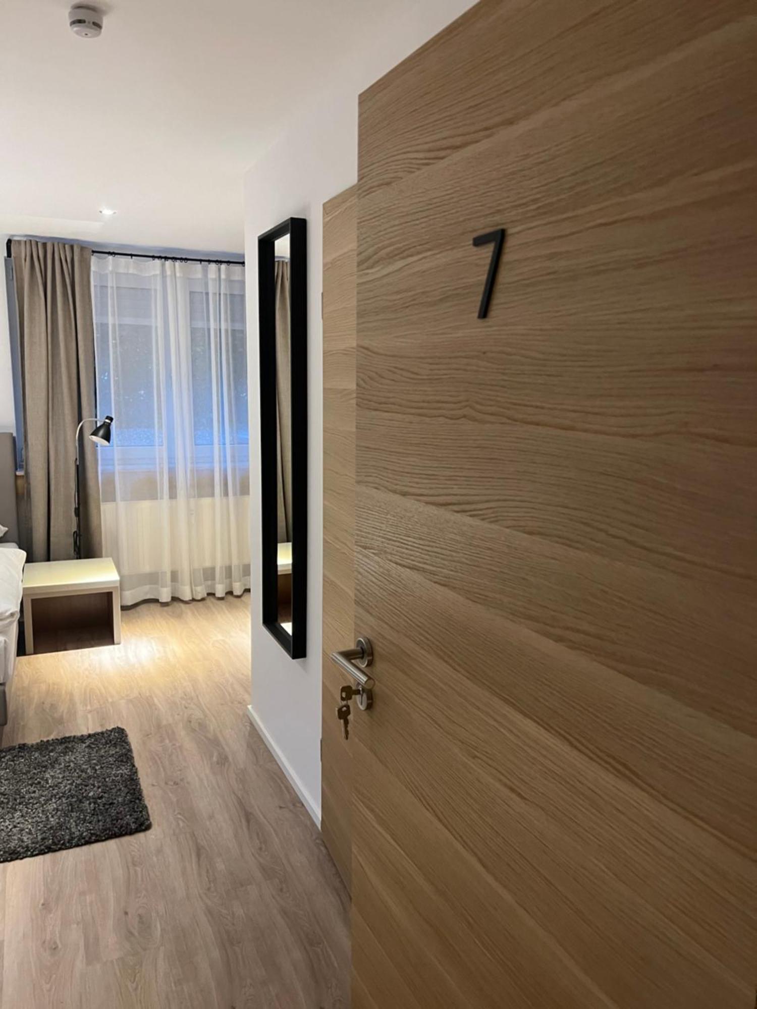 Alpha Rooms 巴克南 外观 照片