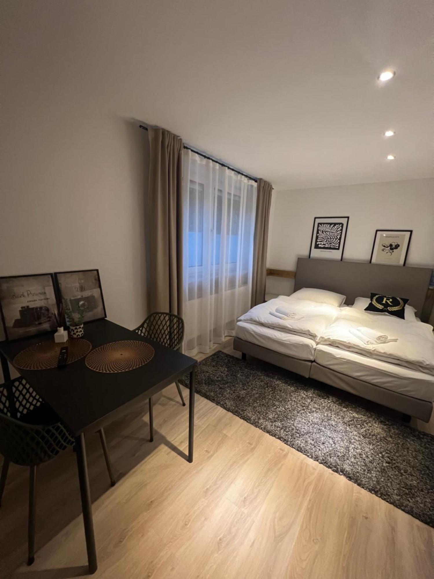 Alpha Rooms 巴克南 外观 照片